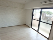 ラポール中島 402 室内 アクセントクロス