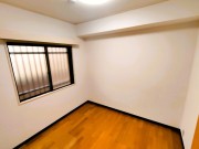 洋室 (クレードル二子玉川園 303)