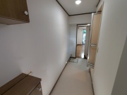 玄関 (リバーサイド皐月 105)